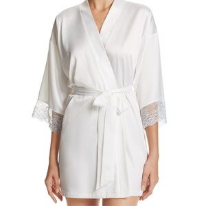 In Bloom by Jonquil Bridal Ivory Lace Trim Robe